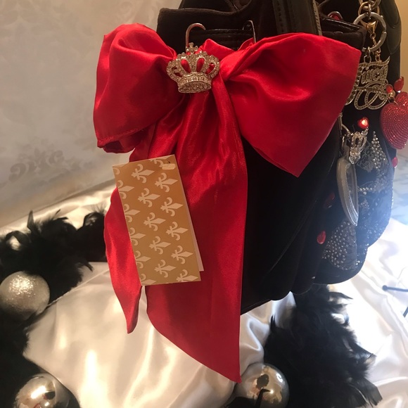 Rare gorgeous ✨vintage y2k black velvet and red satin purse ♥️ - Picture 8 of 14